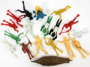 Scuba Tiefseetaucher Froschmänner Spielzeug Figuren Armee Männer Soldaten U-Boot Vintage - Bild 1 von 14