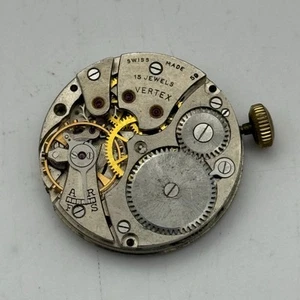 Movimiento Reloj 26.9mm Vintage Vertex Revue 59 Dirty Dozen Calibre PIEZAS REPARACIÓN - Imagen 1 de 12