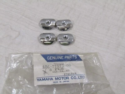 TUERCAS ESPECIALES ORIGINALES YAMAHA NOS (4) 806-77573-00 GP292 338 433 643 SL292 338 433 Foto 1 de 2