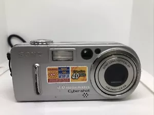 Sony Cyber-Shot DSC-P9 4.0mp Digital Camera - Picture 1 of 12