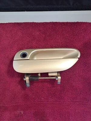 Manija de puerta exterior izquierda Mazda MX6 MX 6 conductor 1994 vintage OEM DORADO Foto 1 de 4