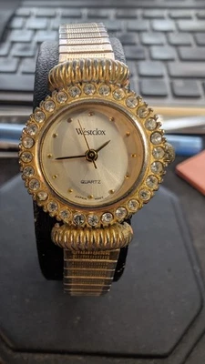 Vintage Westclox Relógio de Quartzo Feminino Moldura de Cristal Tom Dourado Fabricado no Japão - Imagem 1 de 4