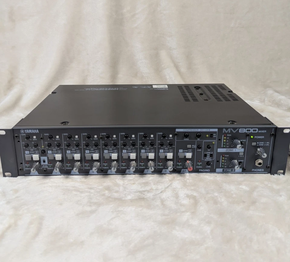 Yamaha MV800 8-Channel Analog Rack Mount Mixer from JAPAN TESTED - Image 1 of 4