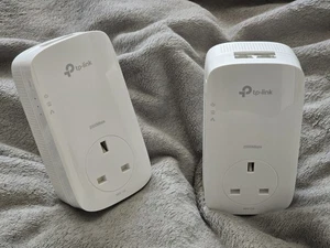 2x TP-LINK TL-PA9020P 2000MBPS Powerline Adapters - Used - Zdjęcie 1 z 8