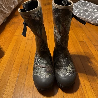 Cabela's Zoned Comfort Trac Insulated Rubber Hunting Boots Men’s Size 13 - Image 1 of 4