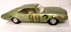 Vintage AMT/C19 Oldsmobile Promo Car 1969 grün Modell 1/25 - Bild 1 von 6