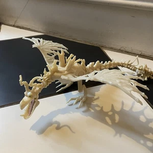 Boneknapper RARE 2014 How To Train Your Dragon Toy - Picture 1 of 6