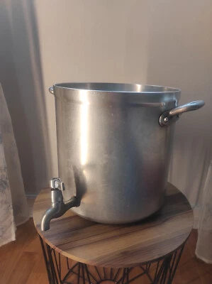 Enorme marmite avec robinet Bourgeat en aluminium vintage - Photo 1/4