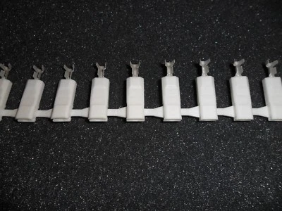 521367-2 0.250" QUICK CONNECT FEMALE 14-18 AWG CRIMP CONNECTOR (LOT OF 25) - Image 1 of 3