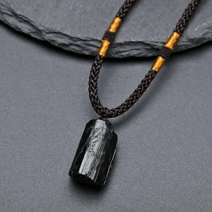 Schwarzer Turmalin-Anhänger, natürliche Kristallhalskette, Reiki-Energie - Picture 1 of 8