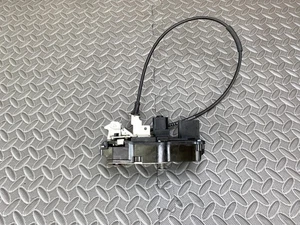 Actuador de cerradura de puerta delantero izquierdo Tesla modelo S 6008913-00-C - Imagen 1 de 11