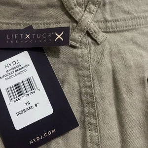 NYDJ Bermuda Shorts Linen blend Women’s 16 Lift X Tuck Tech 9” Inseam Saddlewood - Picture 1 of 8
