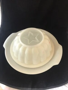 TUPPERWARE 616 JEL-N-SERVE Gelatineform Jello Ring mit Tablettdeckel Stern Einsatz weiß - Bild 1 von 5