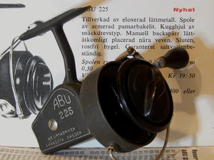 1962  vintage matte black ABU 225 Zangi Italy-made spinning reels-used/xclnt+ - Picture 1 of 11