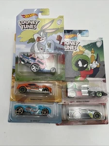 Hot Wheels Looney Tunes 2017- Warner Bros. - Set of 5/8, 1:64, Missing 4-5-6 - Picture 1 of 11