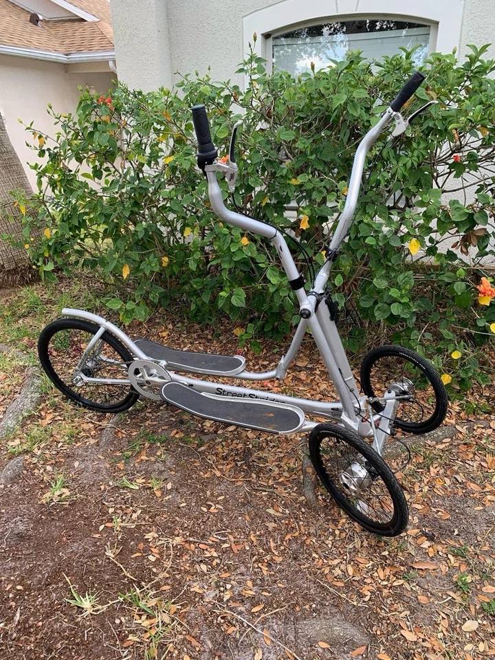 Bicicleta elíptica Street Strider StreetStrider Foto 1 de 4