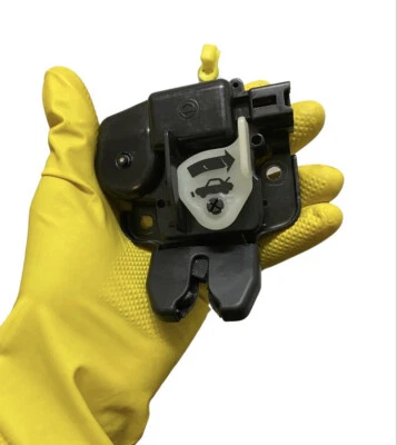 Оригинальный привод замка защелки багажника для седана Nissan Versa 2007–2011 годов выпуска 84631-EM40A 2374 - Изображение 1 из 4