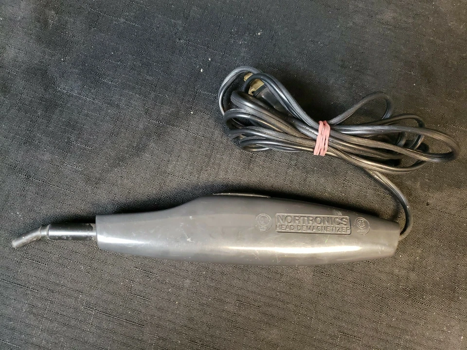 NORTRONICS GENEVA VCR-205 AUDIO VIDEO CASSETTE HEAD DEMAGNETIZER - Изображение 1 из 4