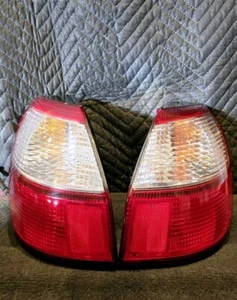 JDM SUBARU LEGACY WAGON B4 BH9 BE5 TAIL LIGHTS LAMPS SET OEM 2000-2004 OUTBACK  - Picture 1 of 11