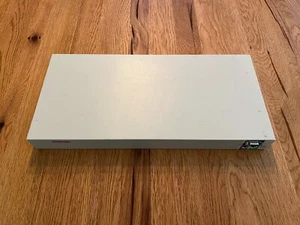 Compaq EO1004C 8-Port KVM Switch 147091-001 - Good Used Condition - Afbeelding 1 van 6