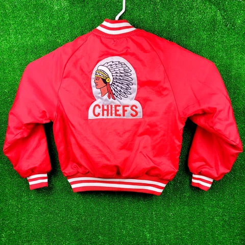 Vintage Large Chiefs Patch on Red Quilted Windbreaker Jacket Size XS 32-34 Cover