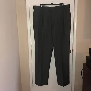 Stafford Essentials Classic Fit Grey Pleated Cuffed Dress Pants 40x32uuu - Picture 1 of 8