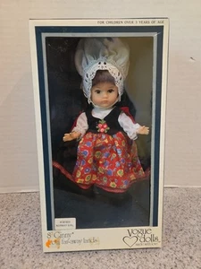 Vintage Vogue Doll GINNY #301823 Norway Girl 8" From Faraway Lands - Picture 1 of 6