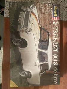 Revell Trabant 601S de luxe 262/911 - Bild 1 von 2