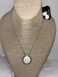 Paparazzi Necklace and Earring - White or Cream Crackle Stone Lot G 21” - Picture 1 of 4