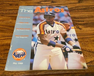 May 1988 Houston Astros Program Astrodome Gerald Young vs Pirates 5/16-5/18/88 - Picture 1 of 4