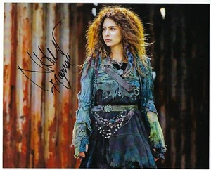 Nadia Hilker - The 100 signed photo - Picture 1 of 1