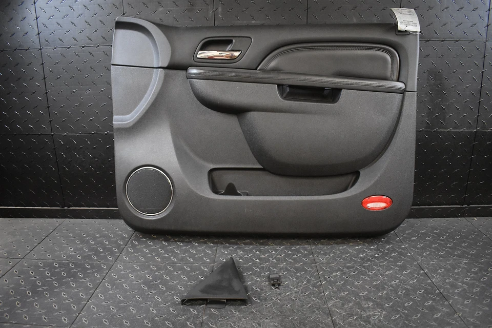 2010 - 2014 Cadillac Escalade Passenger RH Right Ebony-194 Front Door Trim Panel Foto 1 de 4