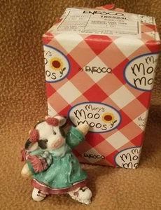 Mary's Moo Moos Ornament 1996 "Girl Cow Skater" #185523L - Picture 1 of 8