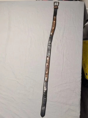 Cinturón de cuero genuino Wrangler para hombre 38 incrustaciones de concho negro suroeste hecho a mano Foto 1 de 4