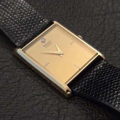 WORKING Seiko 5Y30-5069 Gold Dial Black Leather 32mm Tank Quartz Wristwatch - Image 1 of 4