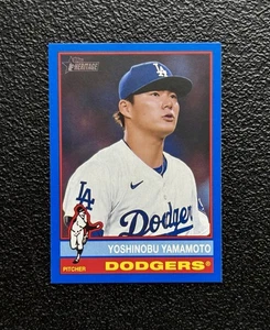 Topps Heritage YOSHINOBU YAMAMOTO 2025 borde azul paralelo #172 SP! *Dodgers - Imagen 1 de 2