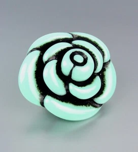 CHIC Large Artisanal Turquoise Blue Lucite Resin Flower Stretch Statement Ring - Picture 1 of 2