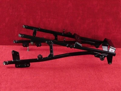 STRAIGHT! Rear Subframe *NICE! 02-12 V-Strom 1000 DL1000 VSTROM Back Sub Frame - Image 1 of 4