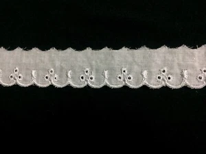 WHITE BRODERIE ANGLAISE TRIM : 30mm WIDE : 5M OR 10M : #N4 - Bild 1 von 5
