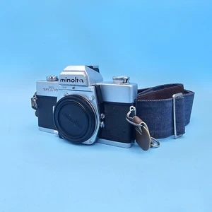Minolta SRT-102 Camera Body w/ Cap and Strap - Excellent Condition - Picture 1 of 11