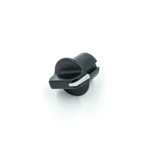 QSC PL-000709-00 Replacement Mic/Line Rotary Switch Knob for KW Series, Single - Picture 1 of 3