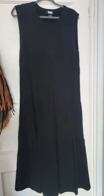 Maxi vestido para mujer DKNY sin mangas negro/blanco, talla XL USADO EN EXCELENTE ESTADO Foto 1 de 4