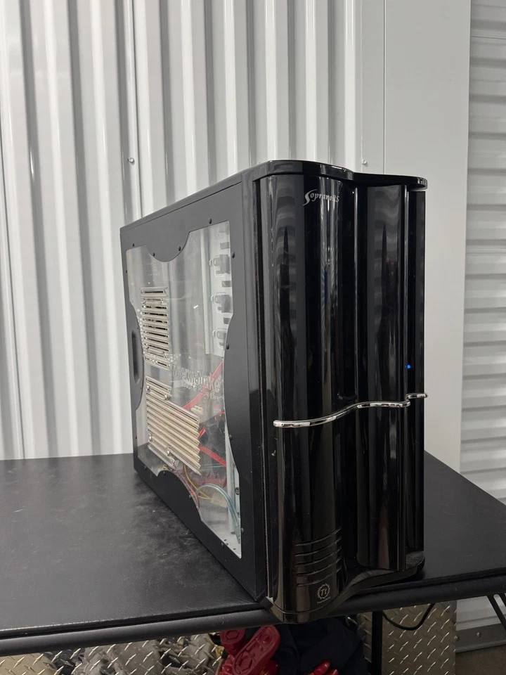 Thermaltake Soprano ATX Mid Tower Computer Schwarz Fenster Gaming PC EINSCHALTEN - Bild 1 von 4
