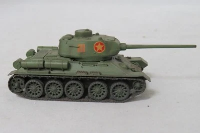 小号手 - 苏联 T-34-85 - 绿色油漆 - 1/72 - 塑料模型坦克 (EX) — 第 1/4 张图片