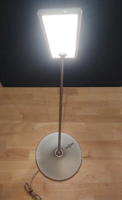 Humanscale Horizon Silver desk lamp ergonomic  thin-film LED tech 7  settings - Image 1 of 4
