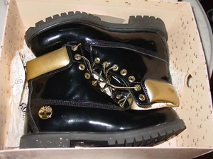 Men Timberland Premium 6 Inch A2840 Black/Gold Boots! Size 9.5M w/Box! - Picture 1 of 9