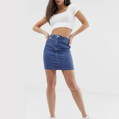 Minifalda vaquera Missguided talla 2 Foto 1 de 4