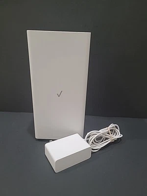 Verizon CR1000A Wireless Router White with Power Cord - Image 1 of 4