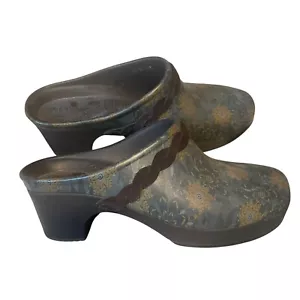 Zuecos Crocs Floral Sarah Cómodos Para Mujer 9 Azul Verde Marrón Zapatos Mula Trenza - Imagen 1 de 6