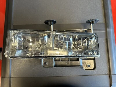 Juego de faros Anzo 111061 Chevrolet 1500 1988-1998, Suburban, Tahoe, 1992-1999 Foto 1 de 4